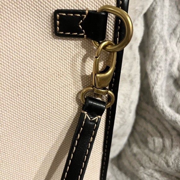 FOSSIL SLIM AUSTIN TECK CLUTCH CANVAS LARGE WRISTLET BONE AND BLACK NWT - Picture 7 of 8